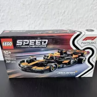 Lego Speed Champions McLaren F1. Team 77251
